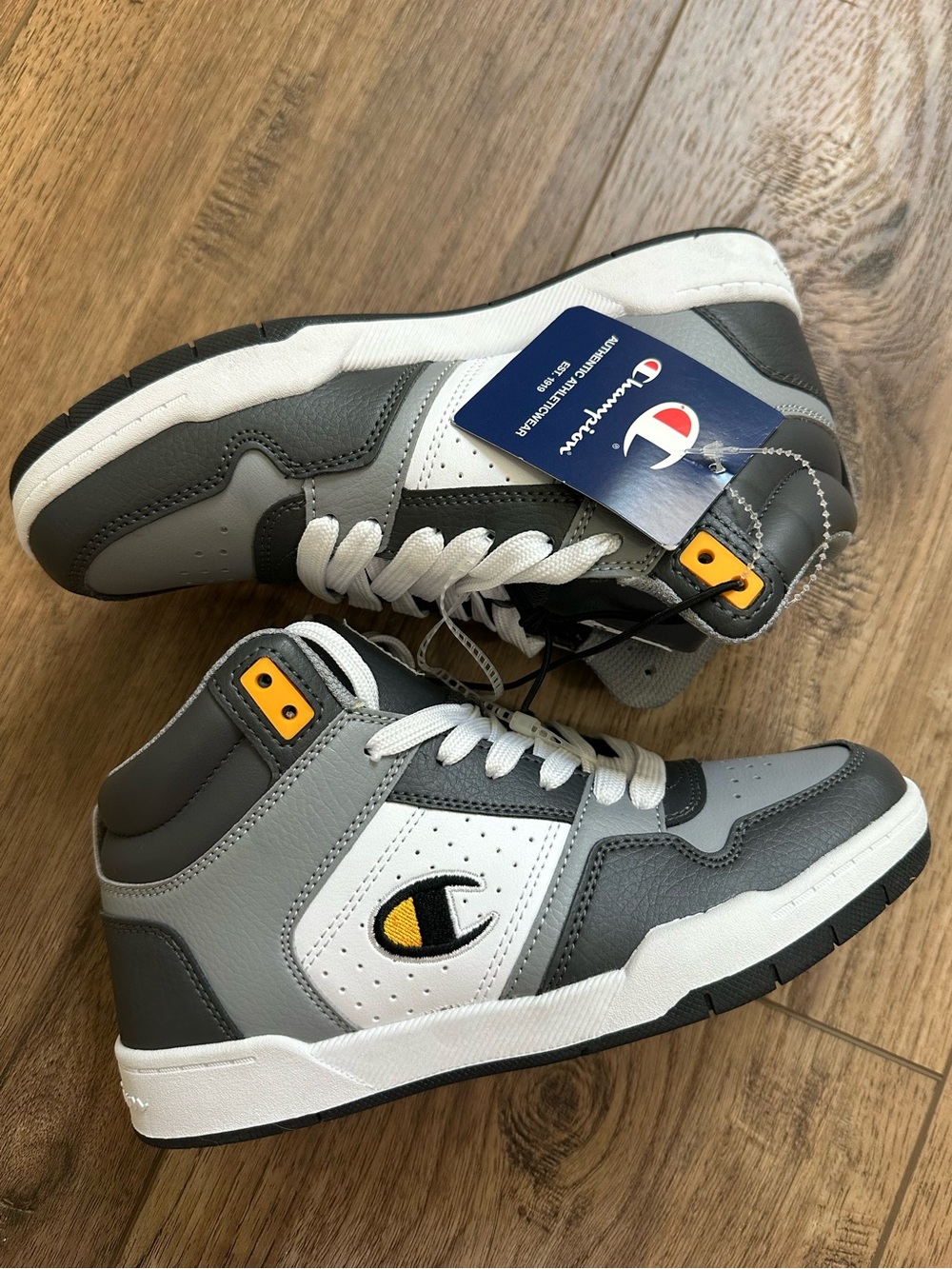 NWT! Champion 3on3 Court Hi Sneakers, Hightops, White/Gray, Neutral, Size 4